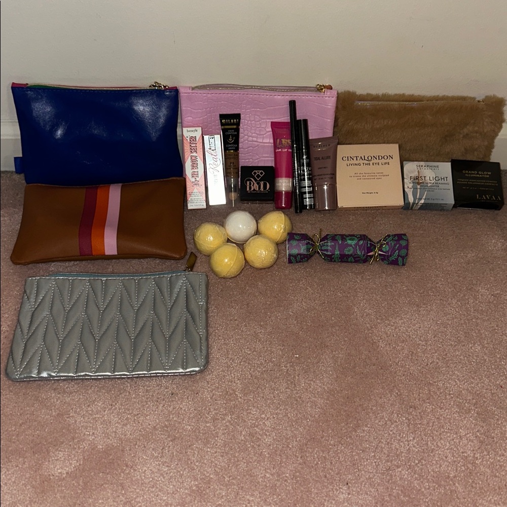 MAKEUP SKINCARE BATHBOMB MAKEUP BAG GIFTSET BUNDLE NWT TRAVEL AND FULL SIZE NWT - Picture 1 of 4